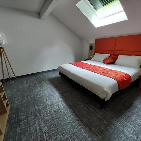 De L'ile Hotel 3*